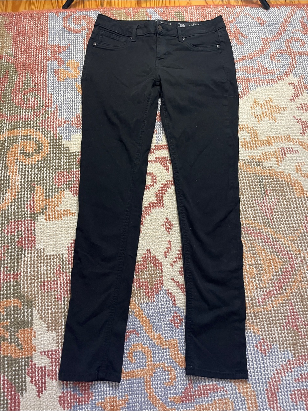 Miss Me Super Skinny Mid Rise Black Jeans Size 29 EUC
